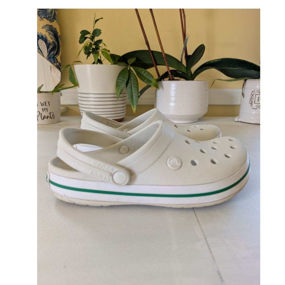 Crocs Bayaband Clogs Women's Size 8 W8 M6 Linen & Green Moderate Wear Dirty